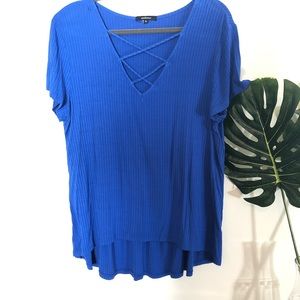 Women’s short sleeve shirt